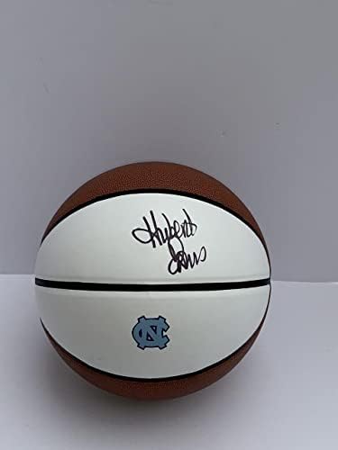 Хьюберт Дейвис подписа договор с треньор по баскетбол в Северна Каролина Tar Heels Jsa Coa - Баскетболни топки с автографи