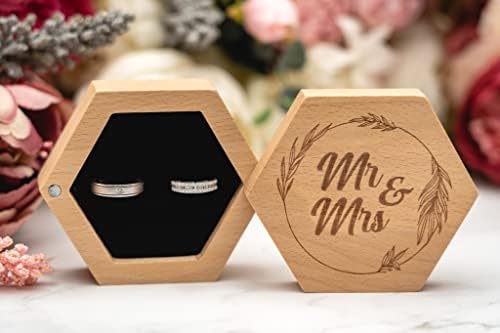 Кутия за годежни пръстени Strova г-Н и г-жа – Уникален Дървен Шестигранник в селски стил, Предназначен за предложения